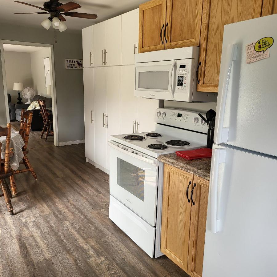 Michaels Bay Getaway On Manitoulin Island Villa South Baymouth Buitenkant foto
